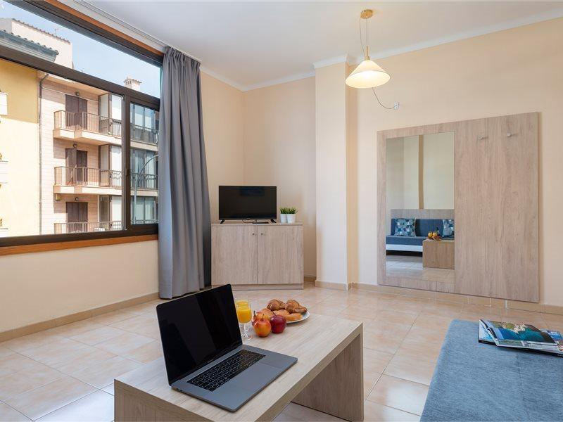 Apartamentos Carlos V Alcudia  Exterior photo