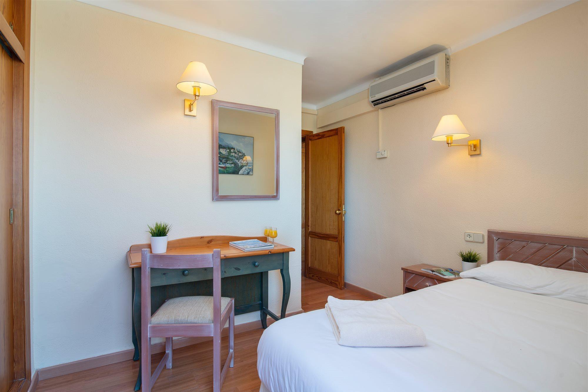 Apartamentos Carlos V Alcudia  Exterior photo